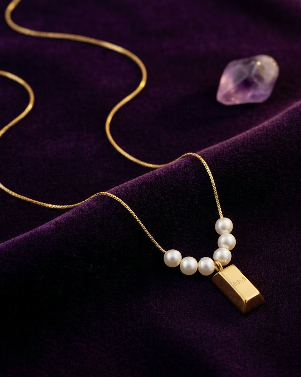 Pearl & Gold Biscuit