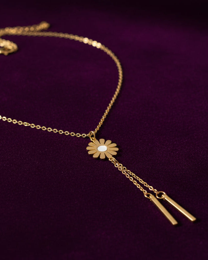 Golden Daisy Tassel